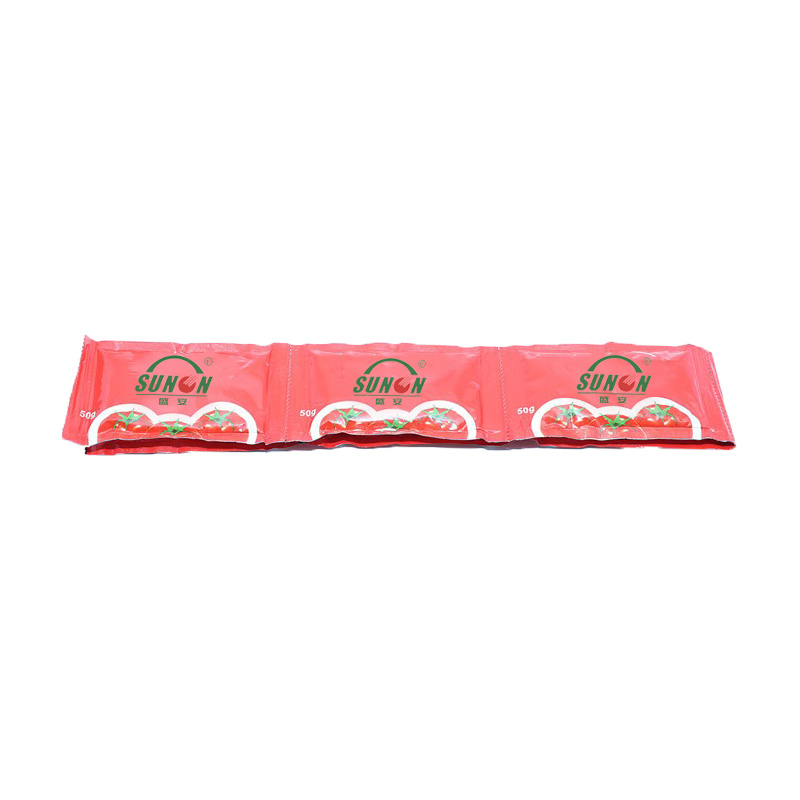 Tomato paste or sauce in flat sachets (pillow sachets)