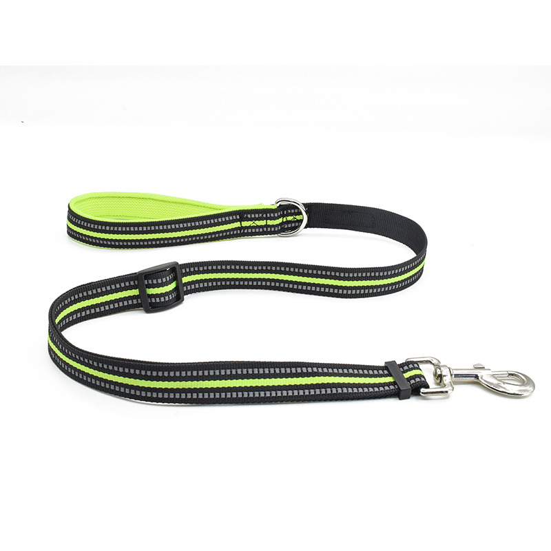 Reflective Mesh Fabric Dog Leash with Adjustable Handle